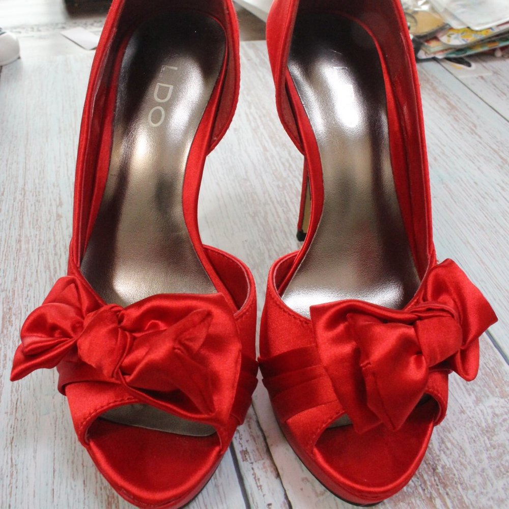 Aldo Red Satin Open Toe Pumps with Bow. Size 35